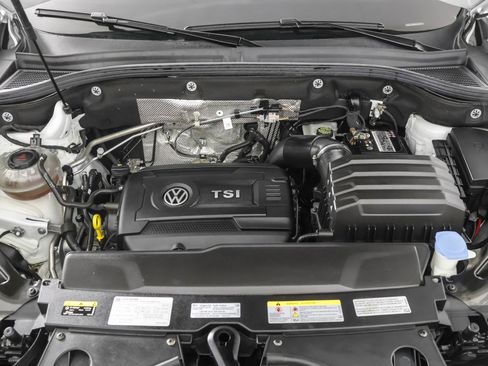 Used 2021 Volkswagen Atlas Cross Sport SEL image 48