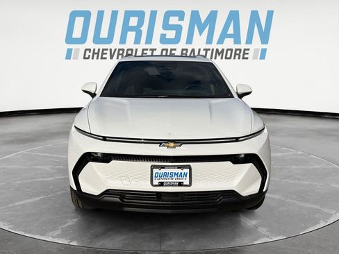 New 2026 Chevrolet Equinox EV LT image 8