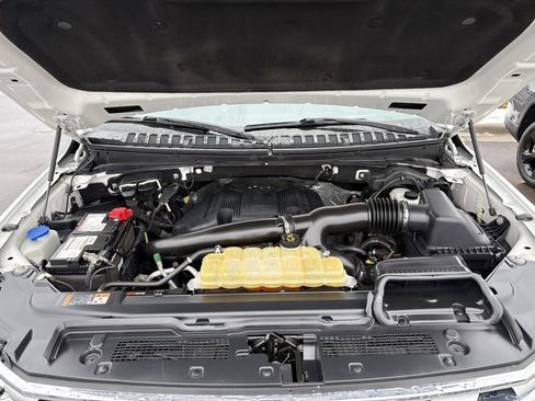 Used 2019 Ford Expedition Limited w/ Equipment Group 301A image 9