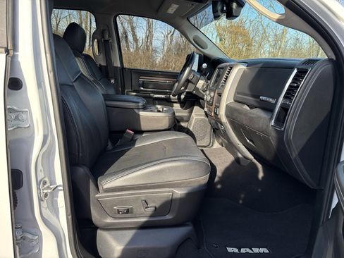 Used 2018 RAM 2500 Laramie w/ Protection Group image 33