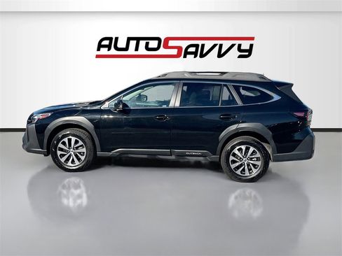 Used 2024 Subaru Outback Premium image 4
