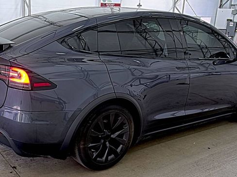 Used 2022 Tesla Model X AWD/4WD image 2