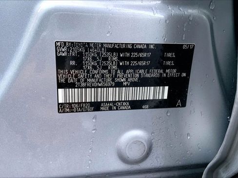 Used 2017 Toyota RAV4 LE image 30