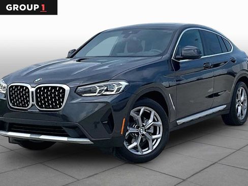 Used 2025 BMW X4 xDrive30i AWD/4WD image 1