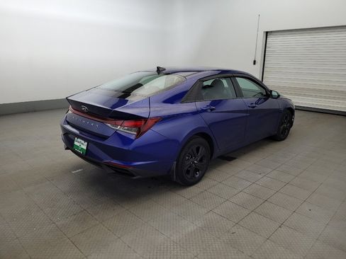 Used 2021 Hyundai Elantra SEL w/ Convenience Package image 9