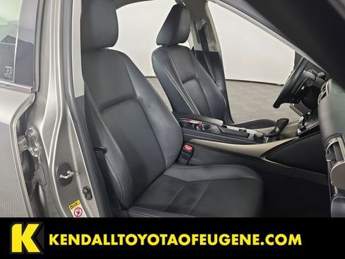 Used 2014 Lexus IS 250 RWD image 20