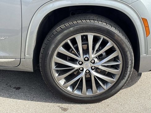 Certified 2025 Buick Enclave Avenir w/ Super Cruise Package image 10