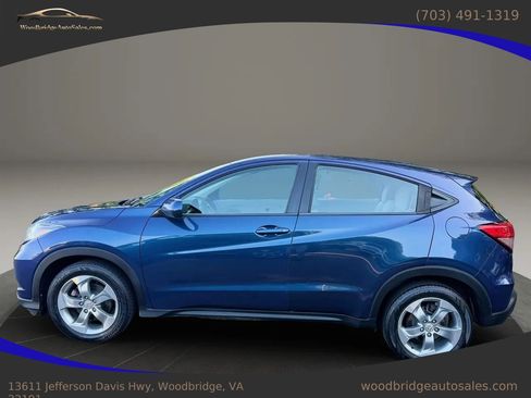 Used 2017 Honda HR-V LX image 8
