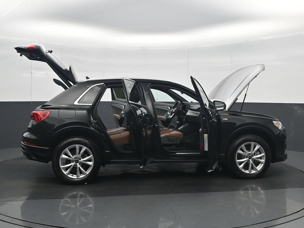 Used 2025 Audi Q3 2.0T Premium AWD/4WD image 37