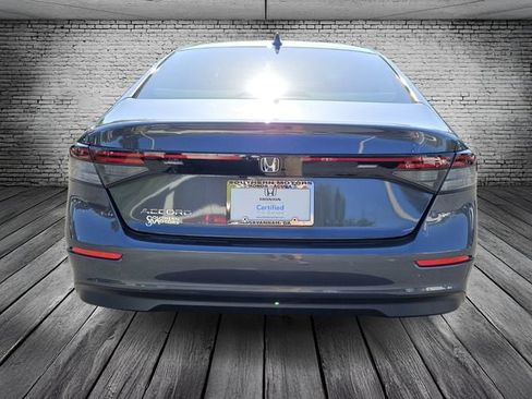 Certified 2025 Honda Accord SE image 4