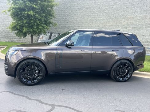 Used 2026 Land Rover Range Rover SE AWD/4WD image 4