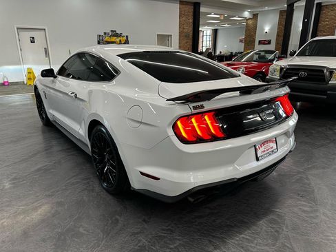 Used 2018 Ford Mustang GT w/ GT Performance Package RWD image 8