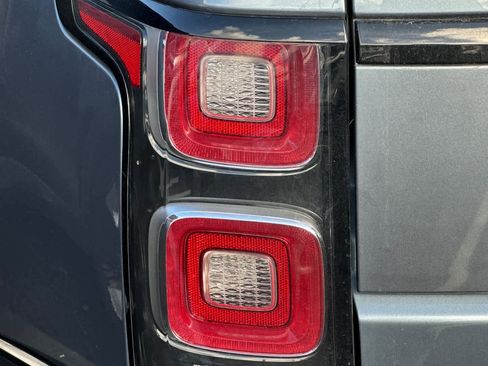 Used 2021 Land Rover Range Rover Westminster Edition image 14