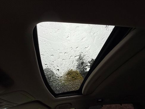 Used 2014 Honda Odyssey EX-L image 19