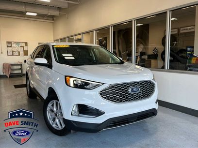 Used 2024 Ford Edge SEL w/ Convenience Package
