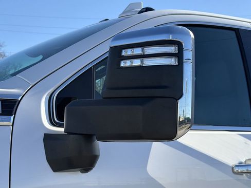 Used 2023 GMC Sierra 3500 Denali image 33