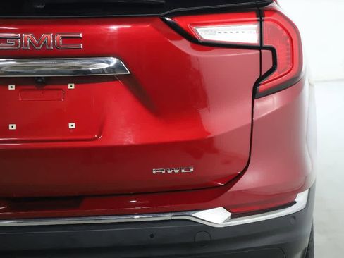 Used 2023 GMC Terrain SLT image 45