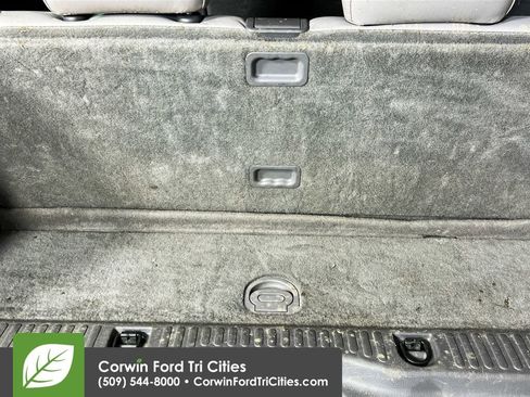 Used 2004 Ford Explorer XLT image 14