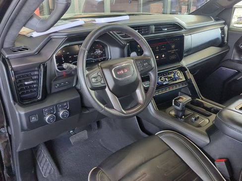 Used 2022 GMC Sierra 1500 AT4X image 11