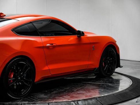 Used 2022 Ford Mustang Shelby GT500 w/ Technology Package image 14