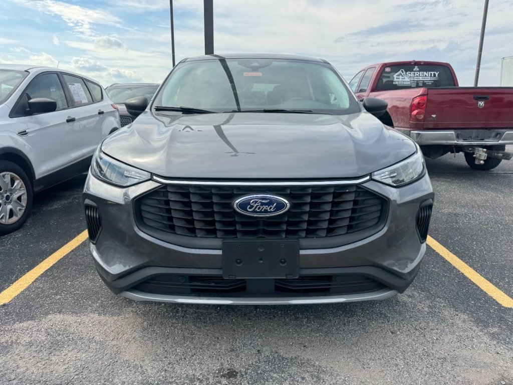 Used 2023 Ford Escape Active AWD/4WD image 4