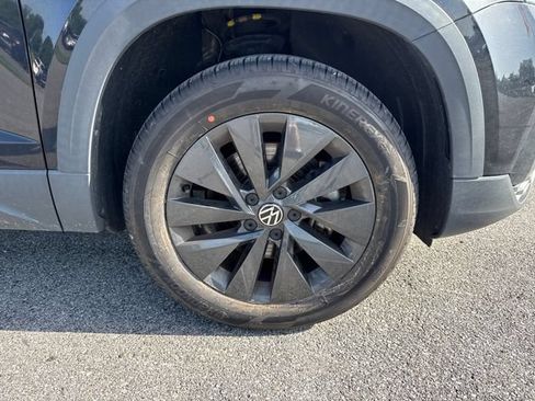Used 2022 Volkswagen Taos S AWD/4WD image 11