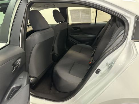 Used 2023 Toyota Corolla LE image 31