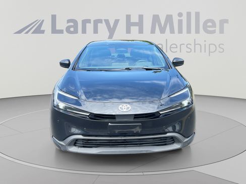 Used 2024 Toyota Prius LE FWD image 8