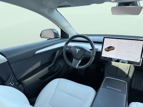 Used 2021 Tesla Model 3 Long Range image 47