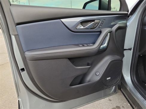 Used 2023 Chevrolet Blazer RS w/ Driver Confidence II Package image 17