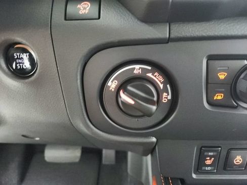 Used 2026 Nissan Frontier PRO-4X w/ Pro-4x Convenience Package AWD/4WD image 27