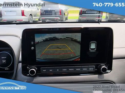 Used 2022 Hyundai Kona Limited w/ Winter Weather Package AWD/4WD image 19