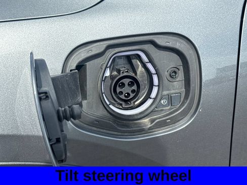 Used 2023 Ford Escape SE w/ PHEV Premium Package FWD image 19