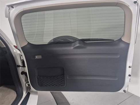 Used 2007 Toyota RAV4 2WD image 17