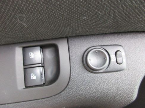 Used 2010 Chevrolet Camaro LT w/ LPO, Ground Effects Package RWD image 17