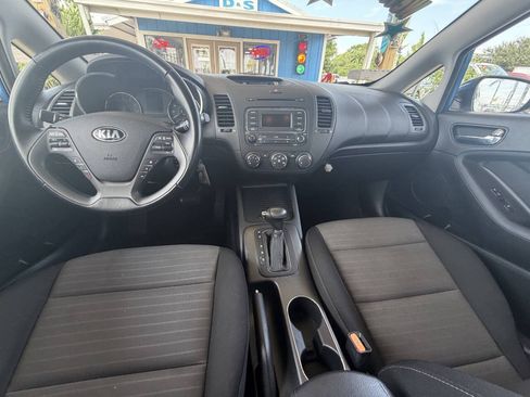 Used 2015 Kia Forte EX FWD image 17