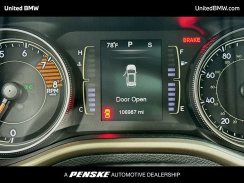 Used 2016 Jeep Cherokee 75th Anniversary FWD image 14