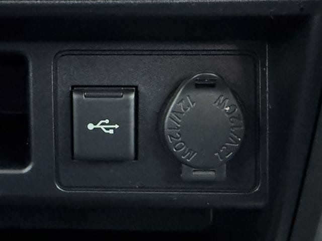 Used 2021 Toyota 4Runner SR5 AWD/4WD image 22