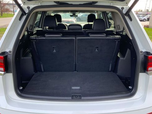 Used 2024 Volkswagen Atlas SE AWD/4WD image 12