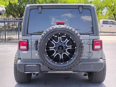 Used 2020 Jeep Wrangler Unlimited Sport S AWD/4WD image 22