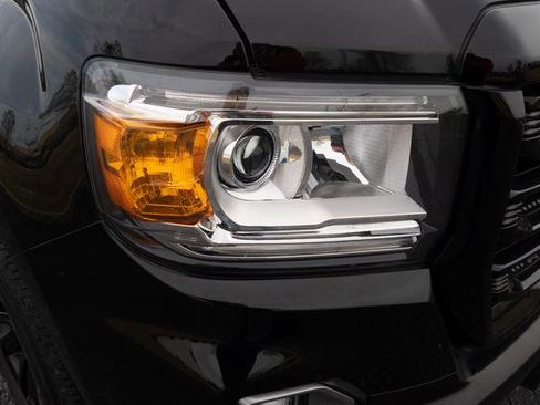 Used 2022 GMC Canyon Elevation w/ Trailering Package image 38