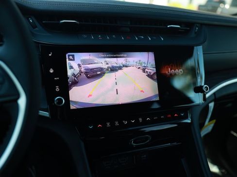 New 2026 Jeep Grand Cherokee Limited image 20