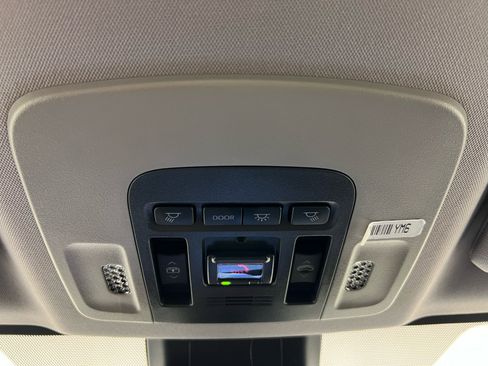 Used 2024 Toyota Camry XSE image 28