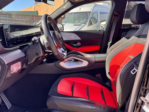 Used 2023 Mercedes-Benz GLE 63 AMG S image 6