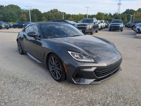 Used 2025 Subaru BRZ Limited RWD image 3