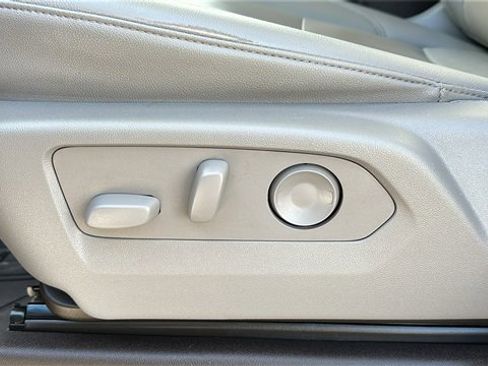 Used 2022 Chevrolet Silverado 1500 RST w/ RST All Star Premium Package image 10