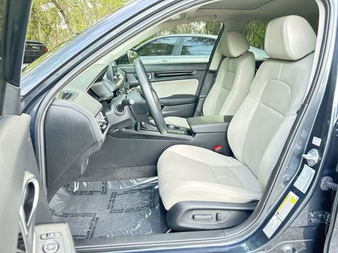 Used 2023 Honda Civic EX-L image 11