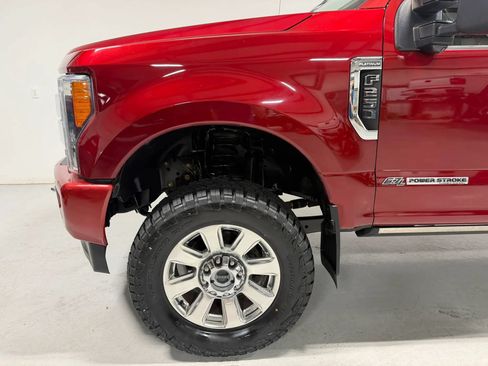 Used 2019 Ford F250 Platinum w/ Platinum Ultimate Package AWD/4WD image 10