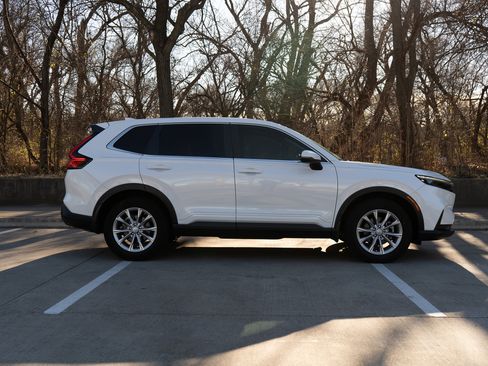 Certified 2023 Honda CR-V EX image 10