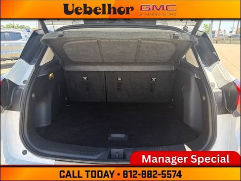Used 2022 Buick Encore GX Essence w/ Experience Buick Package AWD/4WD image 8
